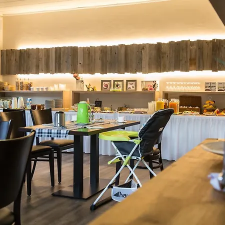 Отель Sporthotel